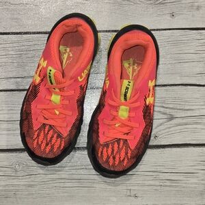 Under Armour Grade School UA Charged Scramjet Orange Sneakers Boys Size 13